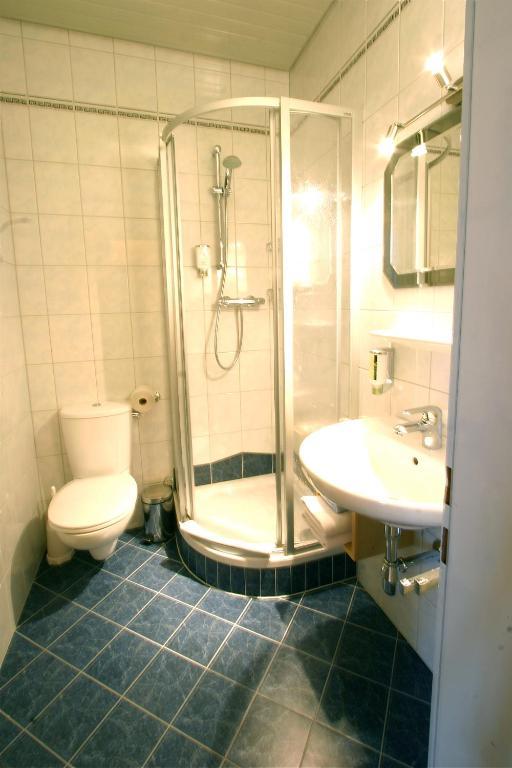 Spiele- Und Buchhotel Tschitscher Nikolsdorf 部屋 写真